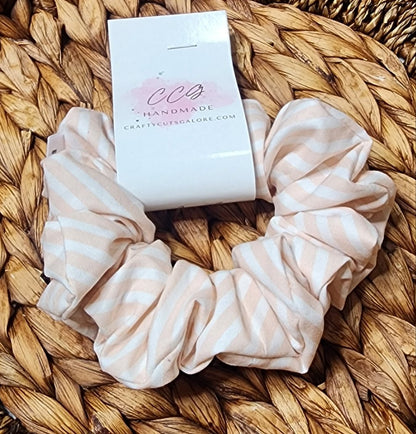 Pink stripes scrunchie