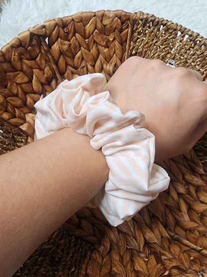 Pink stripes scrunchie