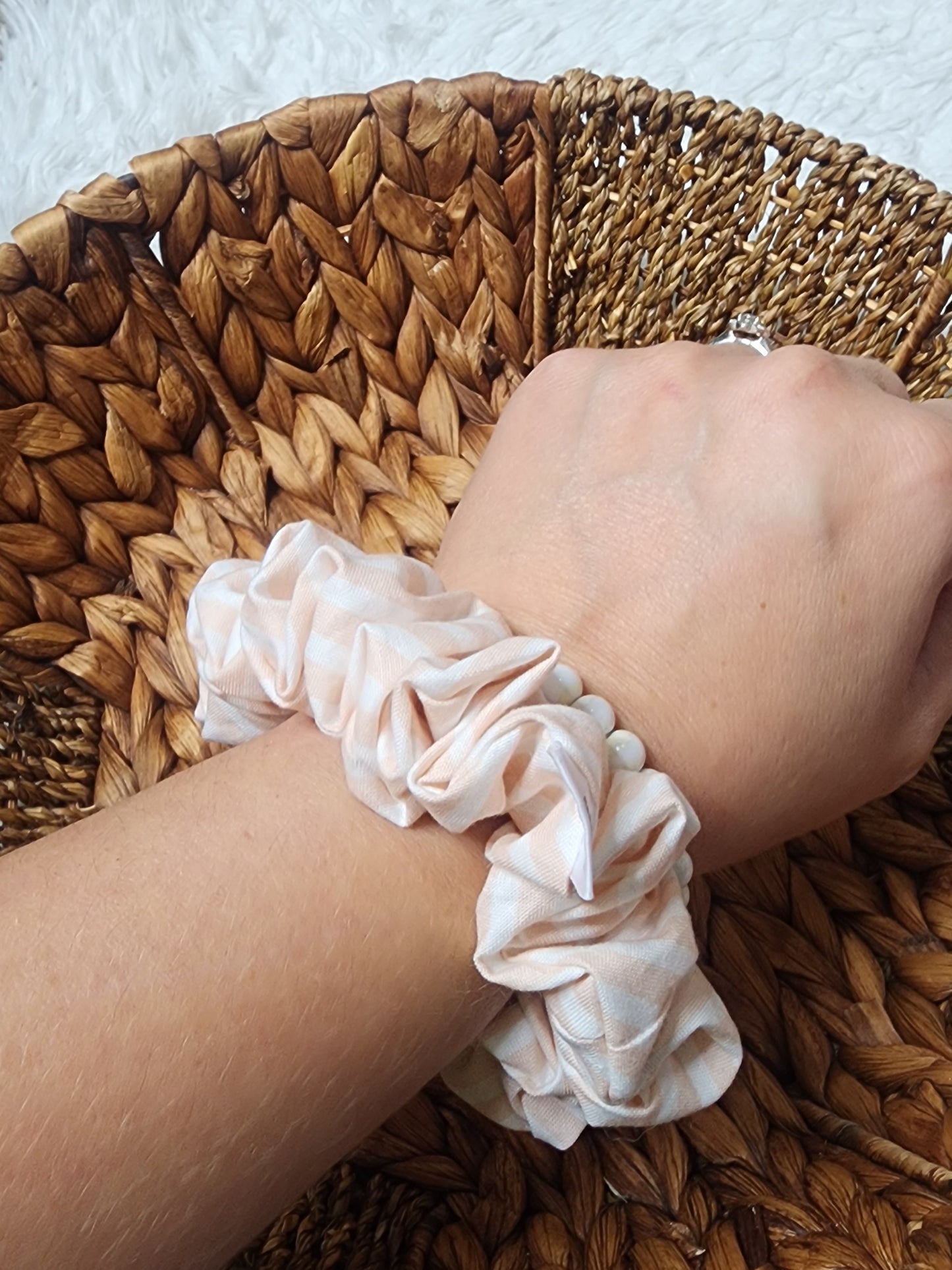 Mini Pink stripes scrunchie